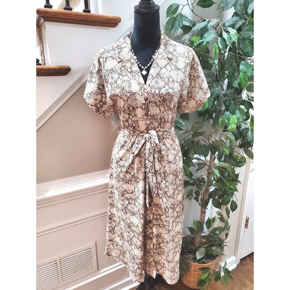 Angle Women's White & Brown Polyester Collared Short Sleeve Knee Length Dress M - Picture 8 of 10